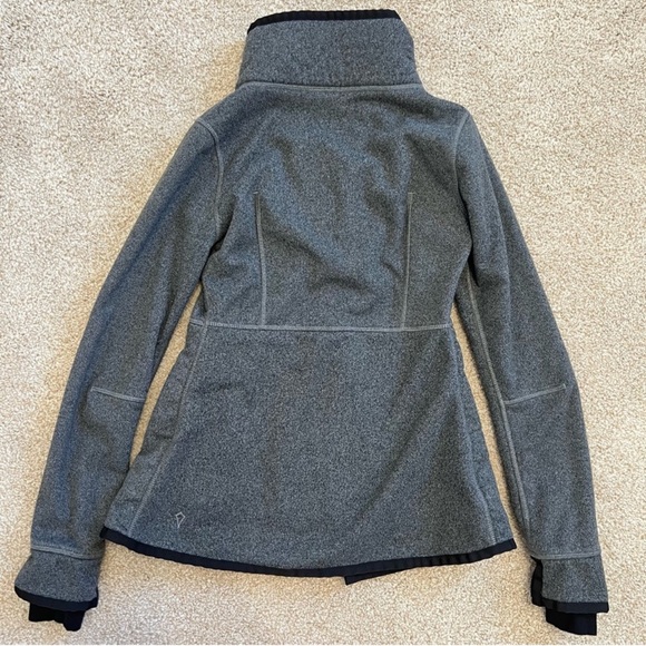 Ivivva Girls Lululemon Bundle Pants Jacket Shirts Shorts Bra Skirt Leggings 10 - Picture 3 of 16